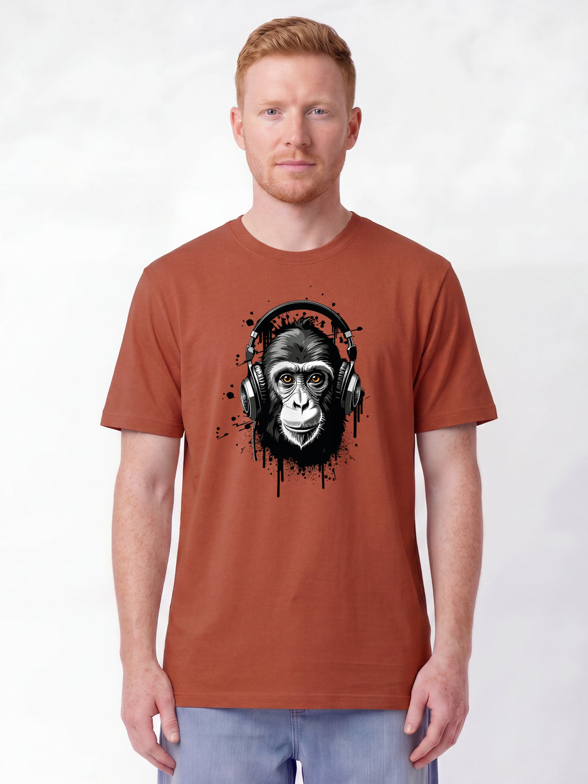 Affe hört Musik | T-Shirt Unisex-model_01;C730