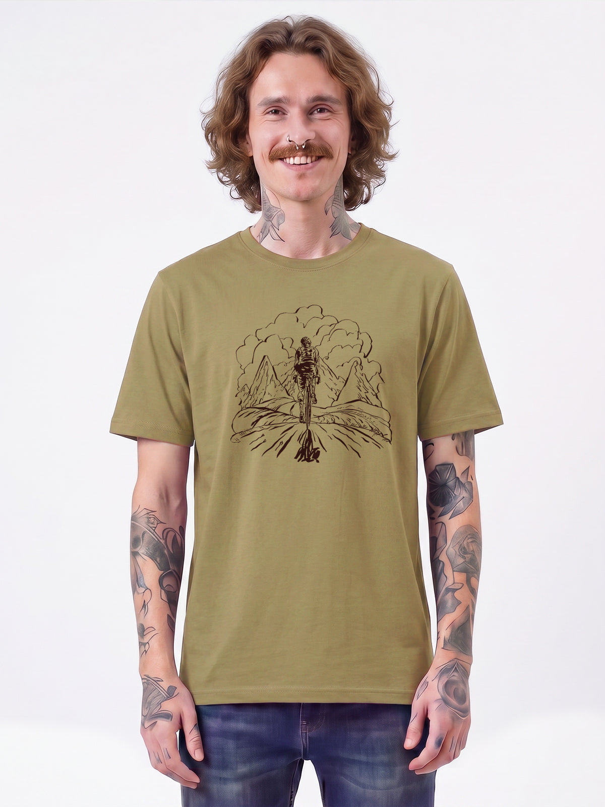 Berge und Mountainbike | T-Shirt Unisex-model_01;C153