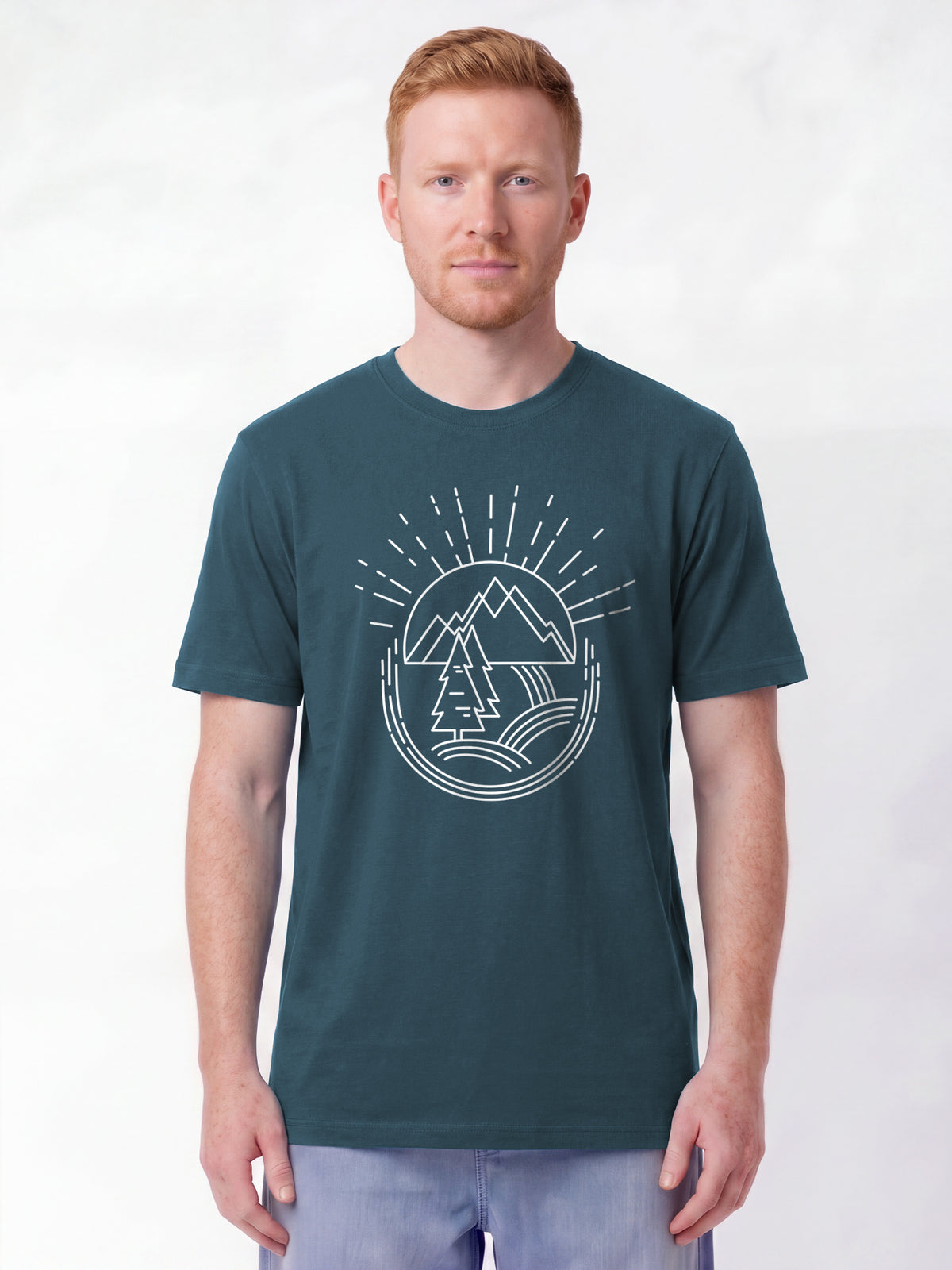 Natur ist schön | T-Shirt Unisex-model_01;C702