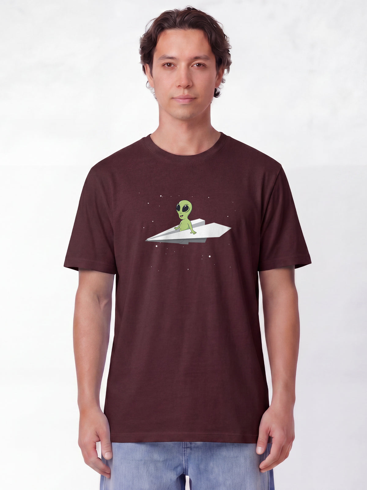 Alien on a paper plane | T-Shirt Unisex-model_01;C116