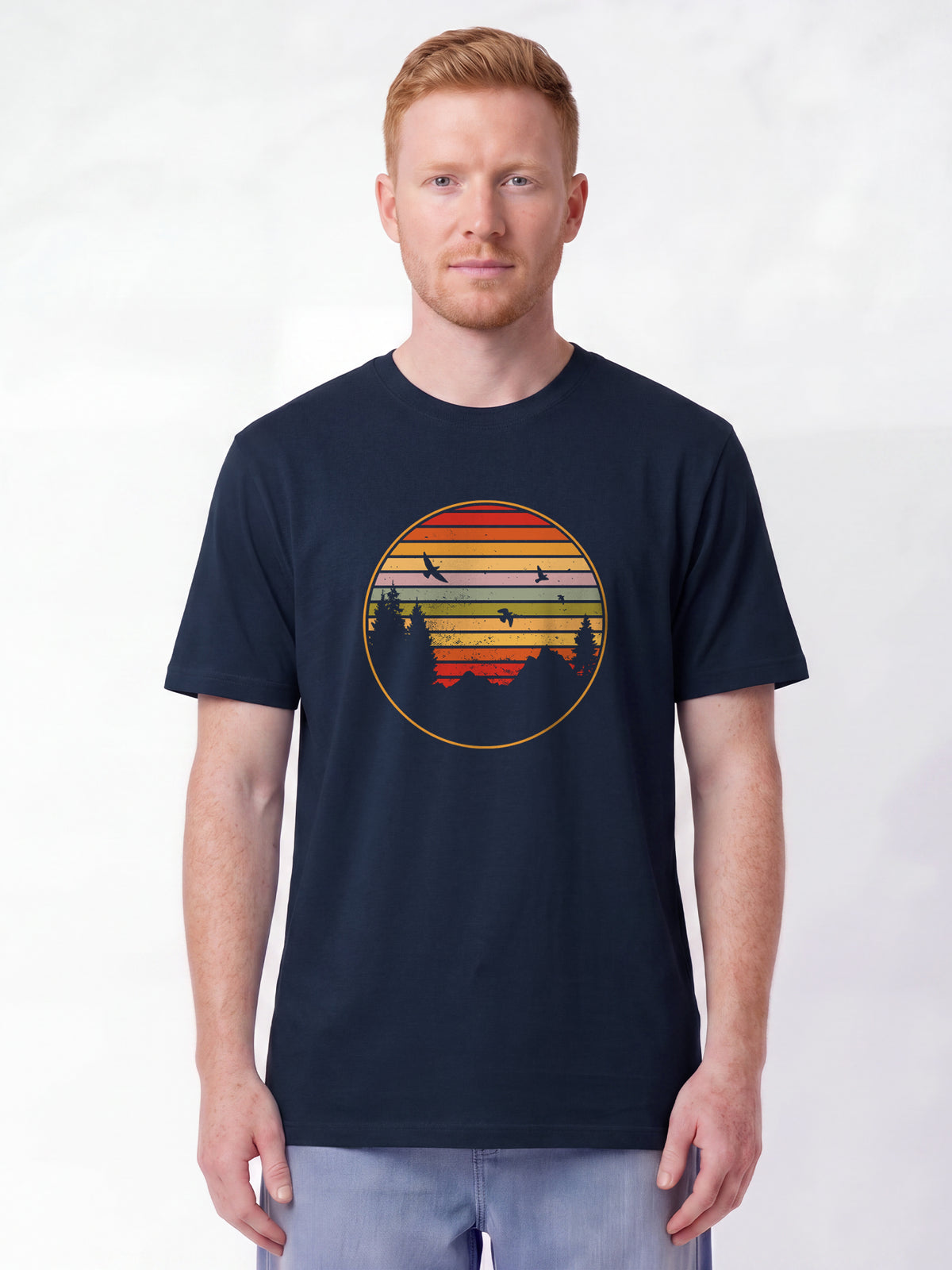 Sunset Berge & Tannen | T-Shirt Unisex-model_01;C727