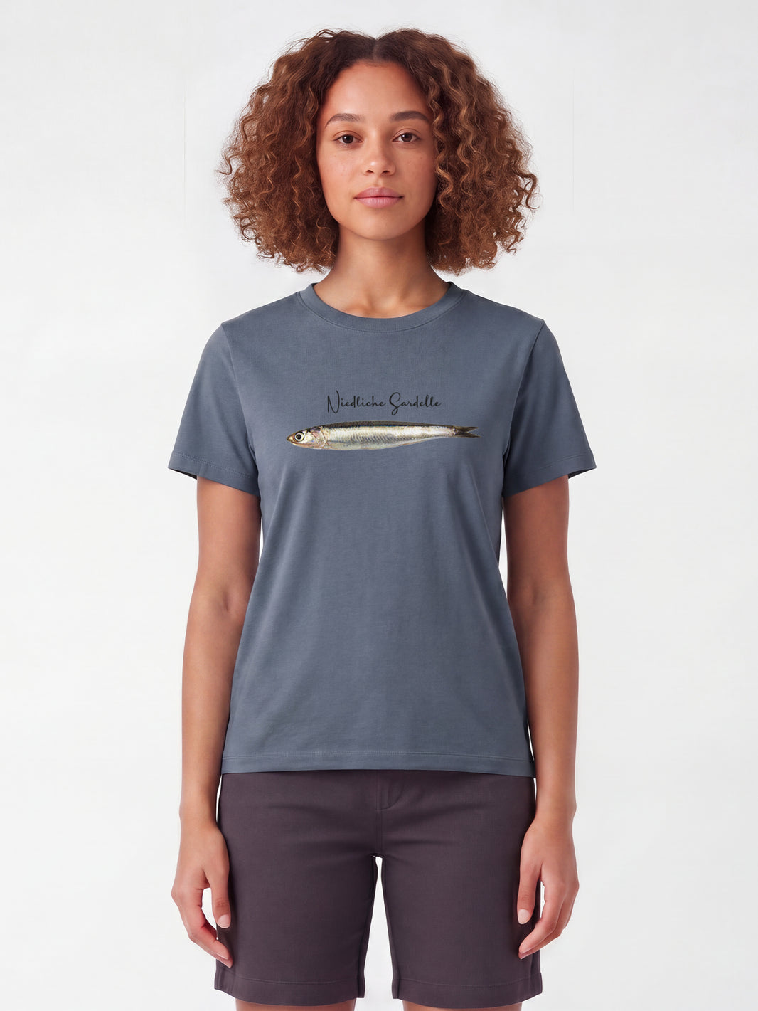 Niedliche Sardelle | T-Shirt Frauen-model_01;C156