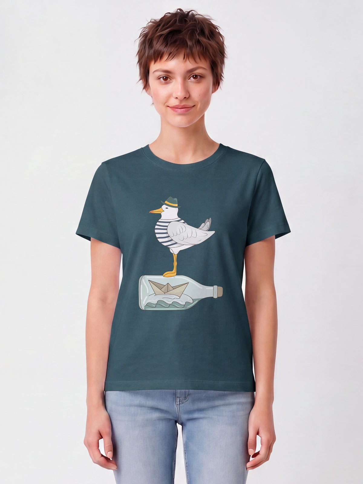 Möwe mit Hut | T-Shirt Frauen-model_01;C702