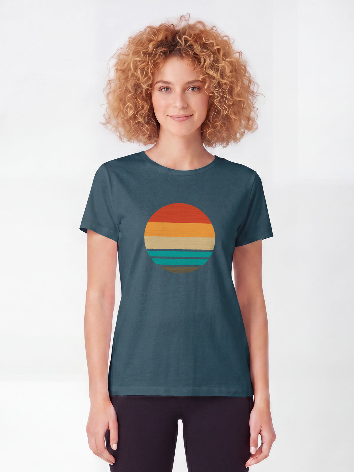 Retro Sunset Ocean | T-Shirt Frauen-model_01;C702