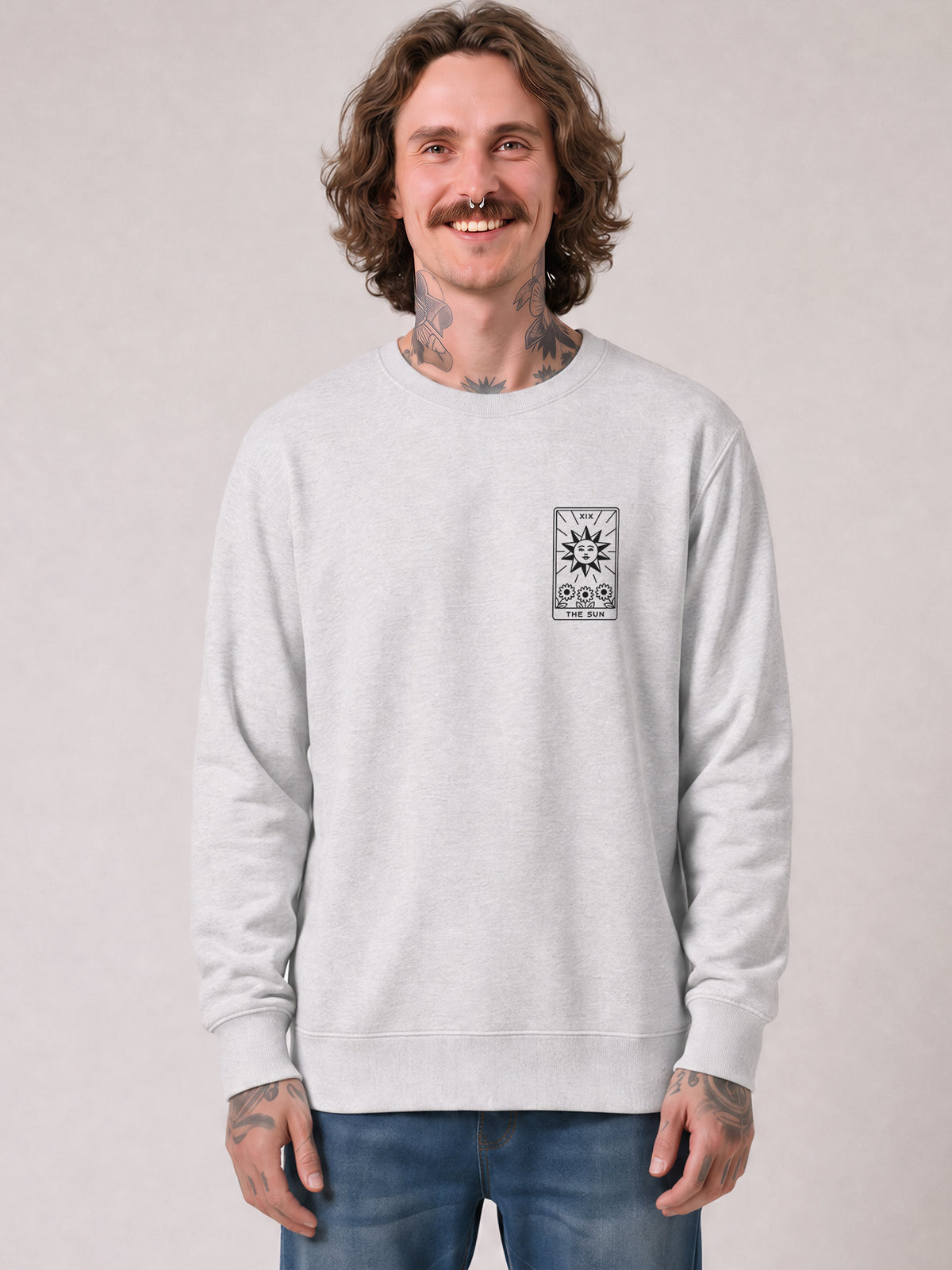 Tarot The Sun | Sweatshirt Unisex-model_01;C146