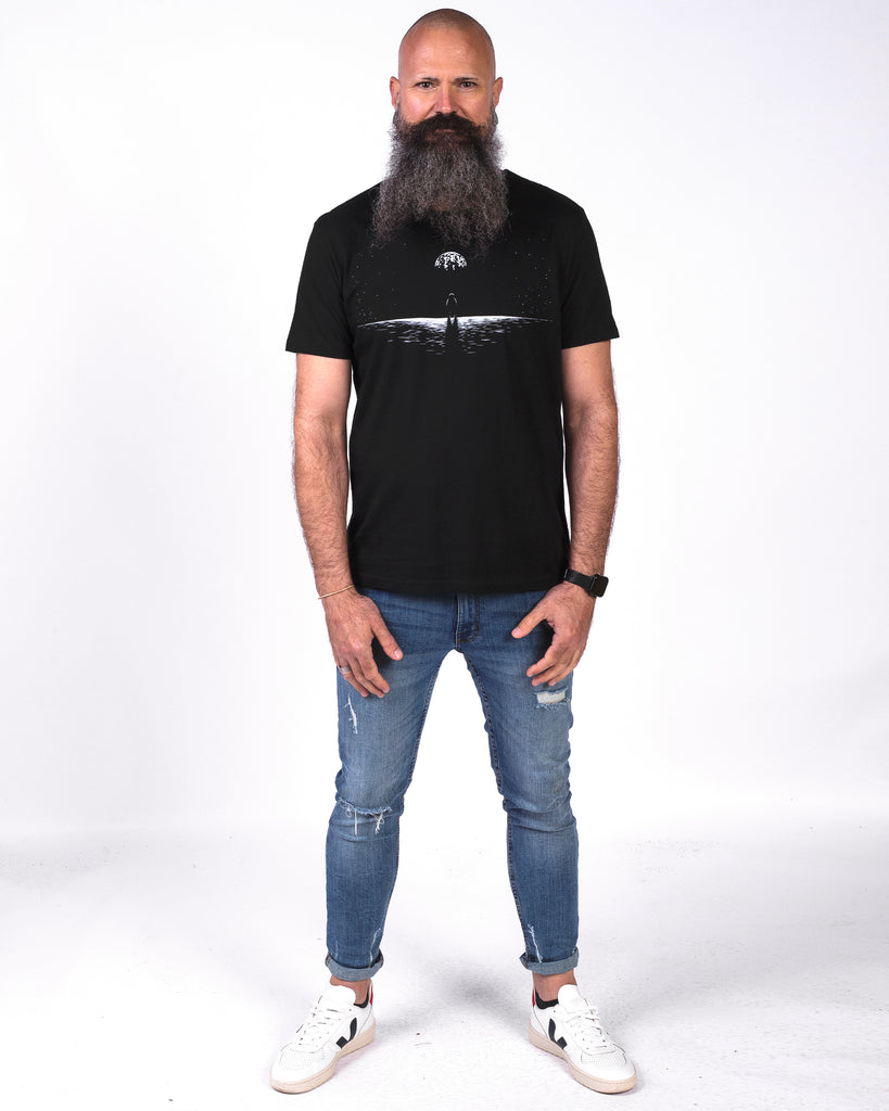C002;Black;model3